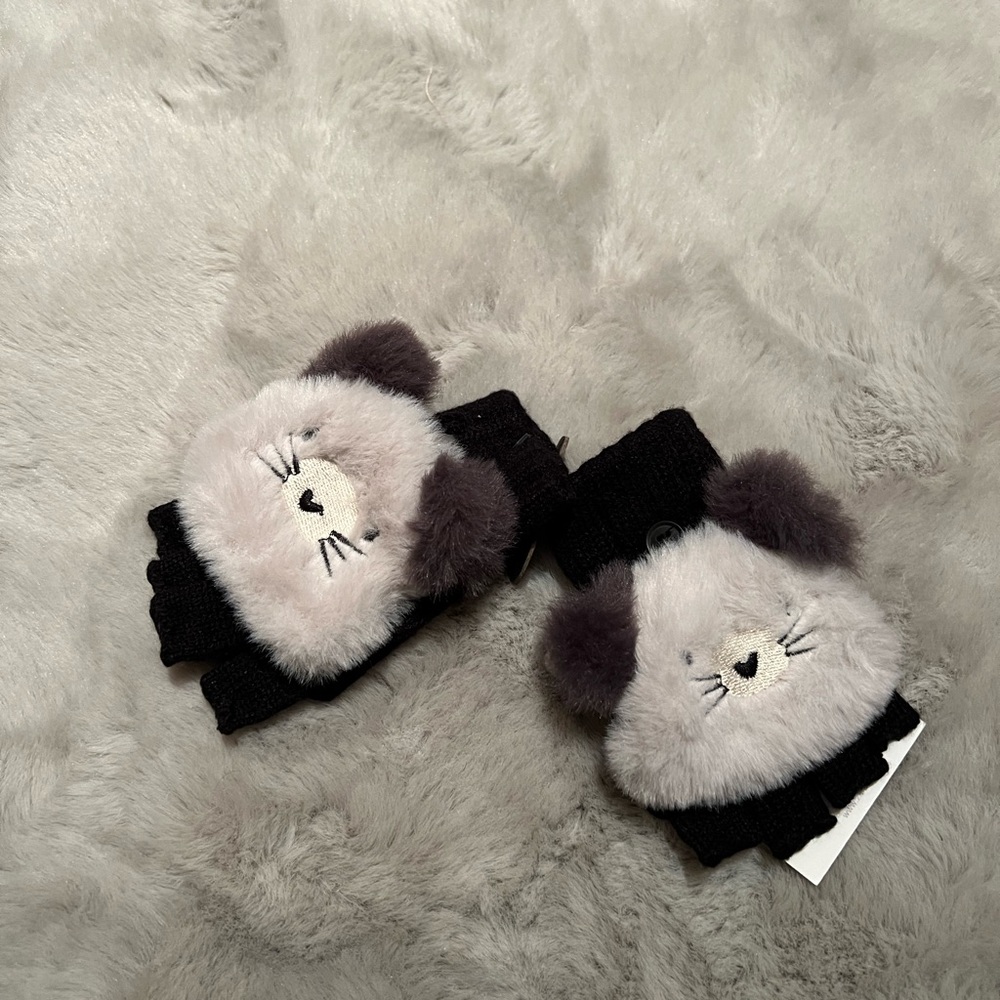 Zara NWT baby gloves mittens size 1-3